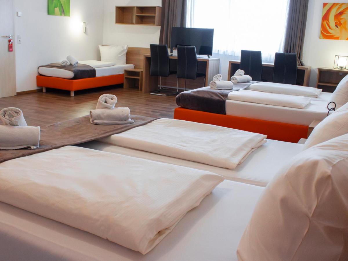 Orange Hotel Und Apartments Neu-Ulm Eksteriør billede