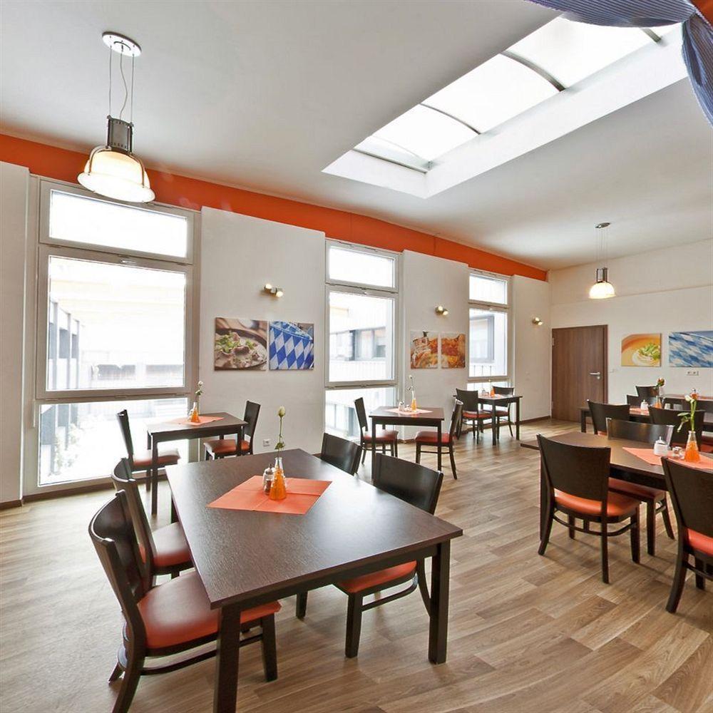 Orange Hotel Und Apartments Neu-Ulm Eksteriør billede